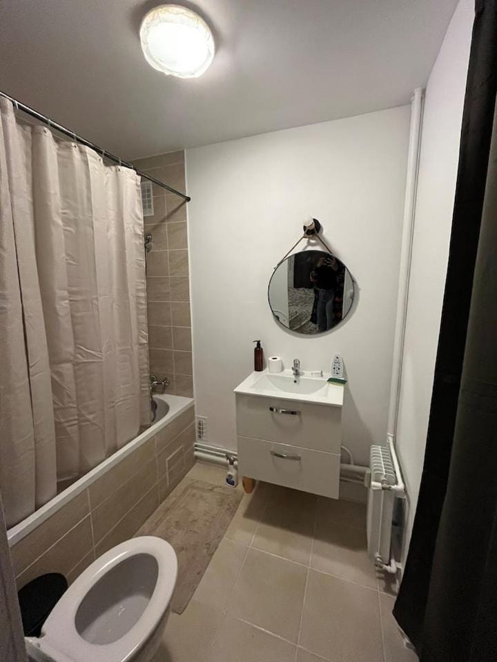 Toilet, Bathroom, Bath