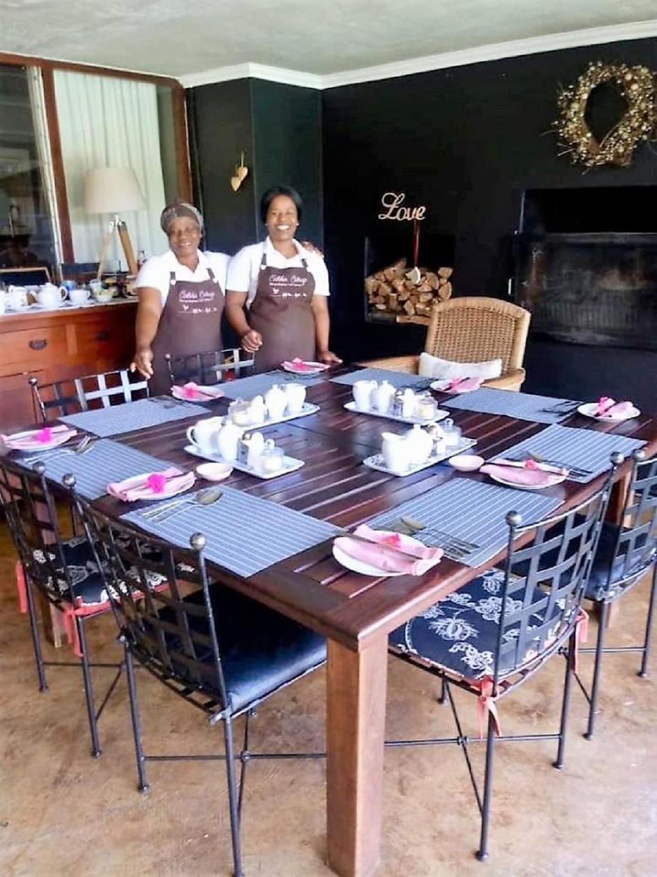 Staff, Breakfast