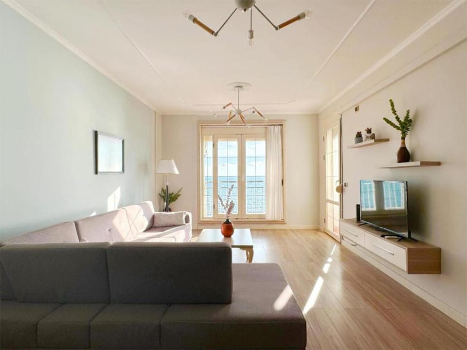 TV and multimedia, Living room, Sea view, Sea view