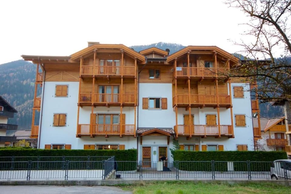 Lovely apt in Pinzolo Val Rendena 7 Apartment in Pinzolo