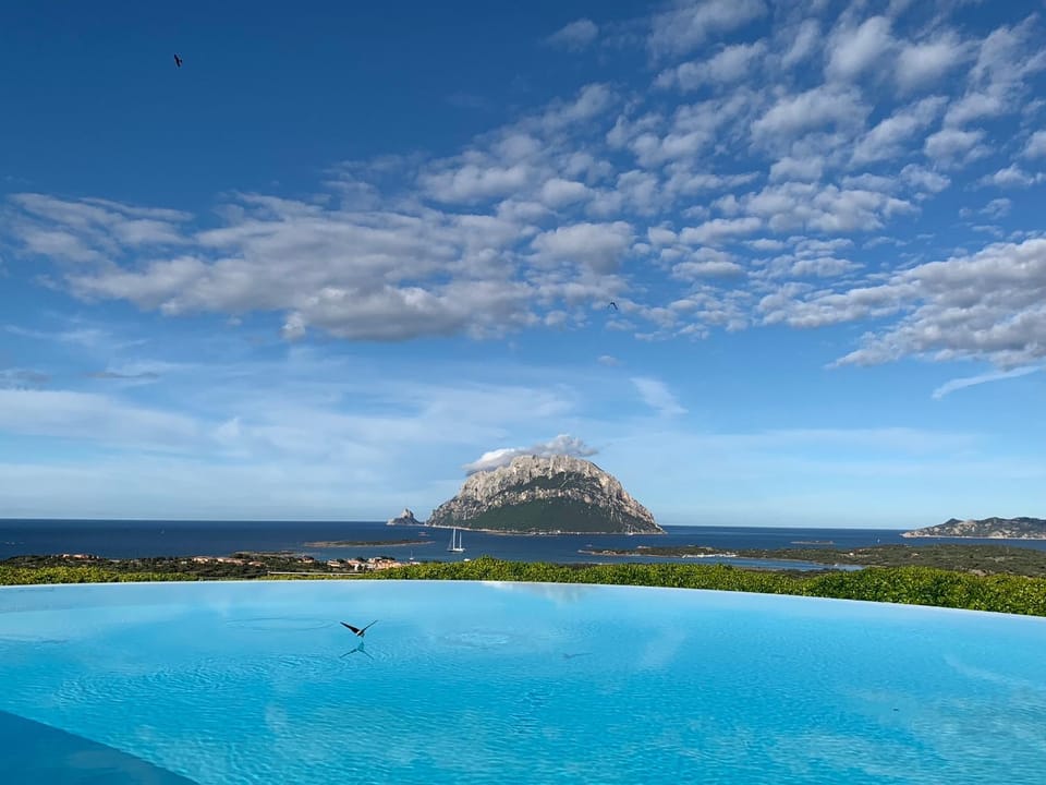 Natural landscape, Sea view, Swimming pool