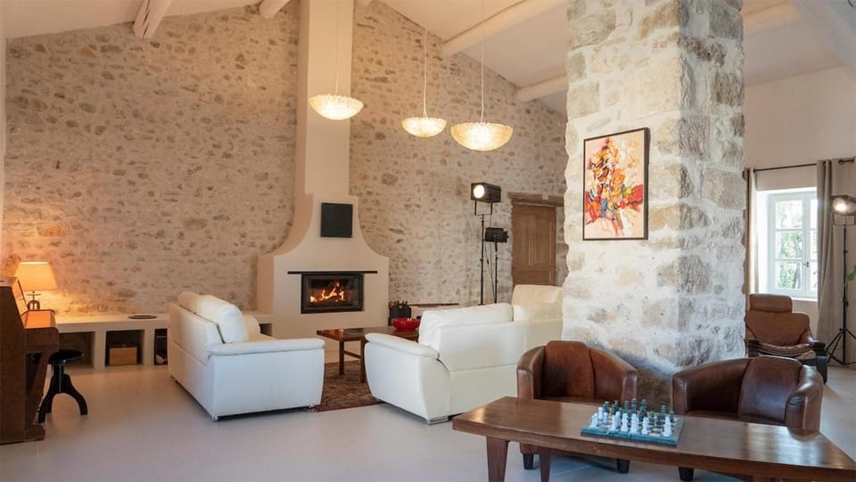 Domaine de la Bedosse Bed and Breakfast in Alès