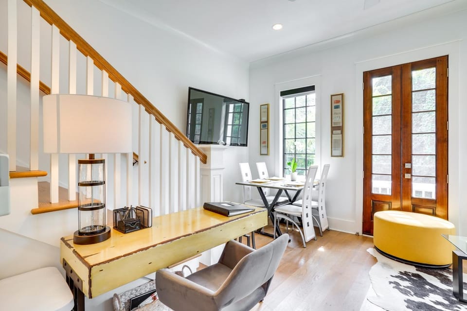 Lovely Mt Pleasant Townhouse w/ Central Location! House in Mount Pleasant