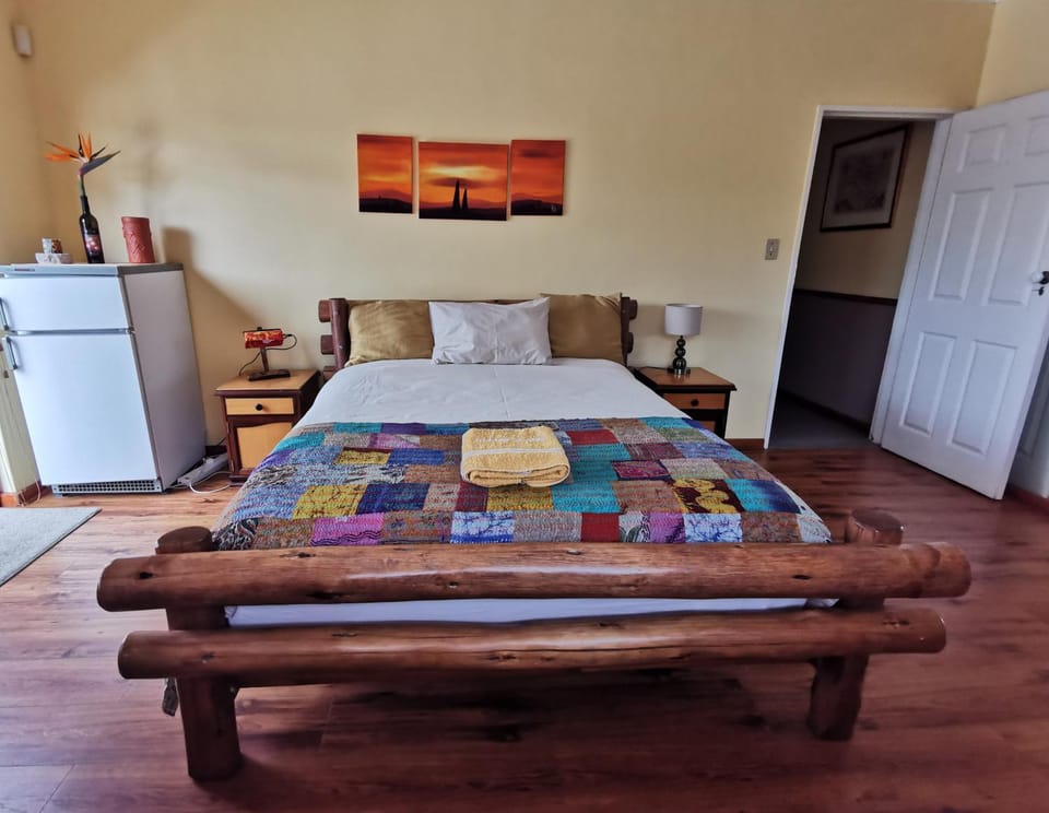 Somerset Grace Double en-suit Bed and Breakfast in Cape Town