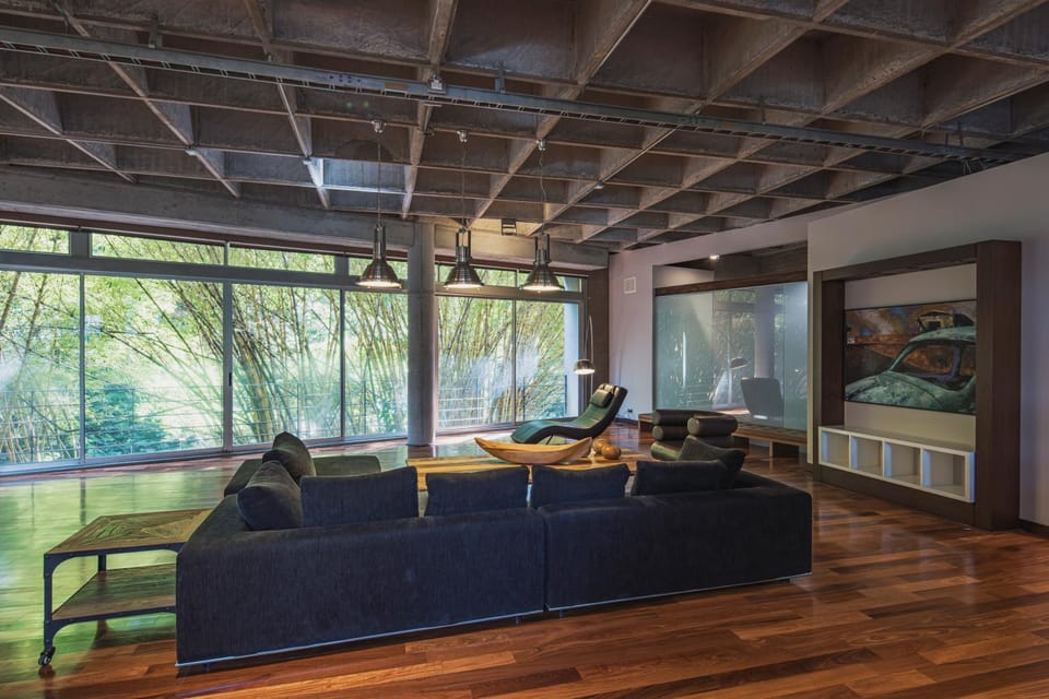 Living room, Seating area