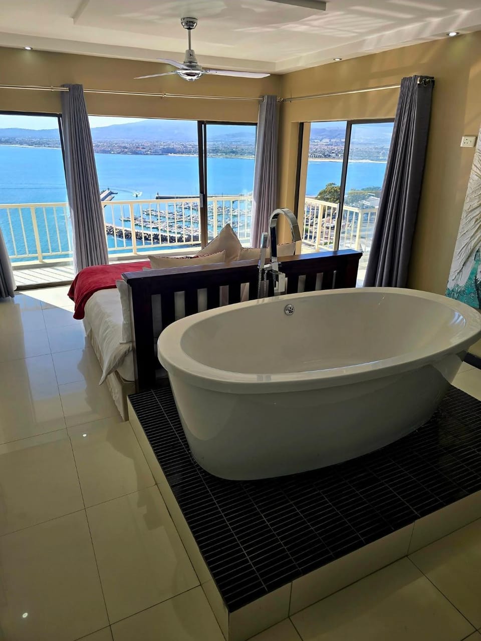 Bedroom, Mountain view, Sea view, Bath