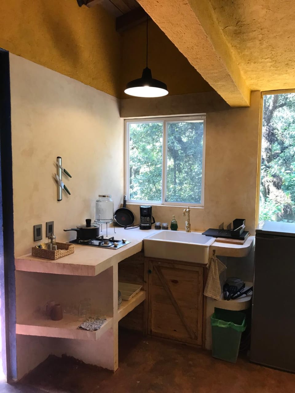 Kitchen or kitchenette, kitchen