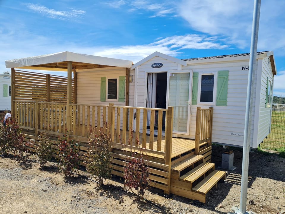 Anthony MH 140 Campground/ 
RV Resort in Port-la-Nouvelle