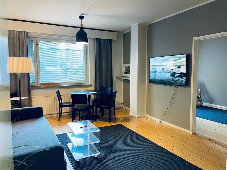TV and multimedia, Living room, Dining area