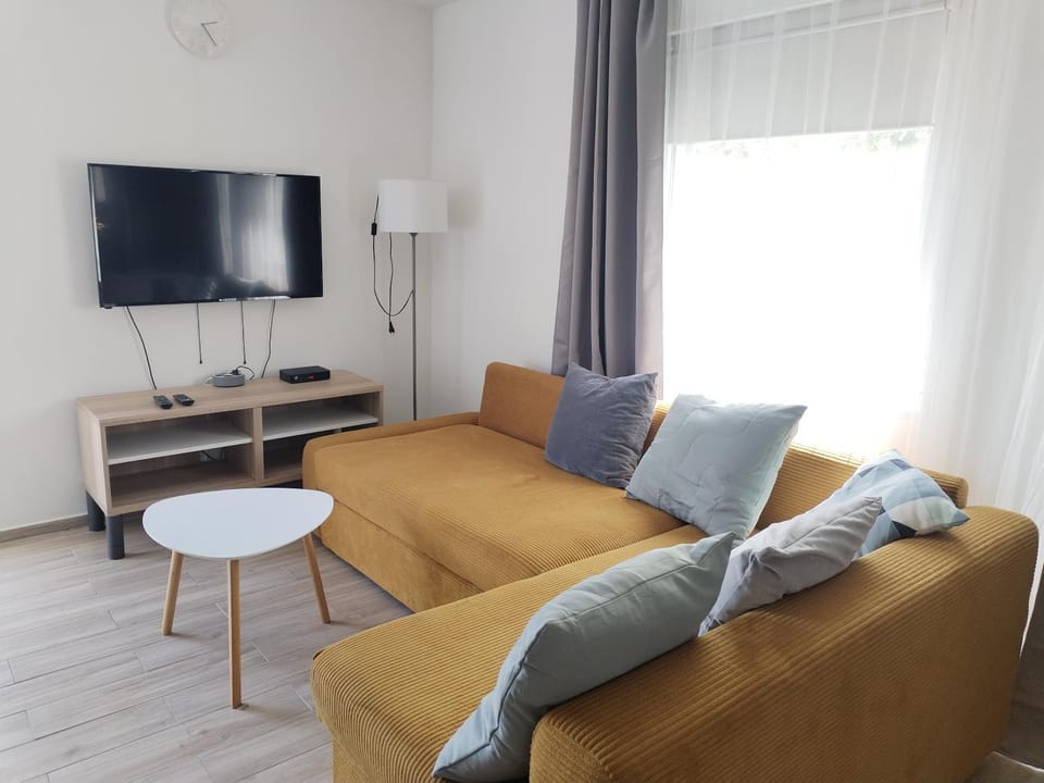 Dömper Döme Apartman 1E Vacation rental in Hungary