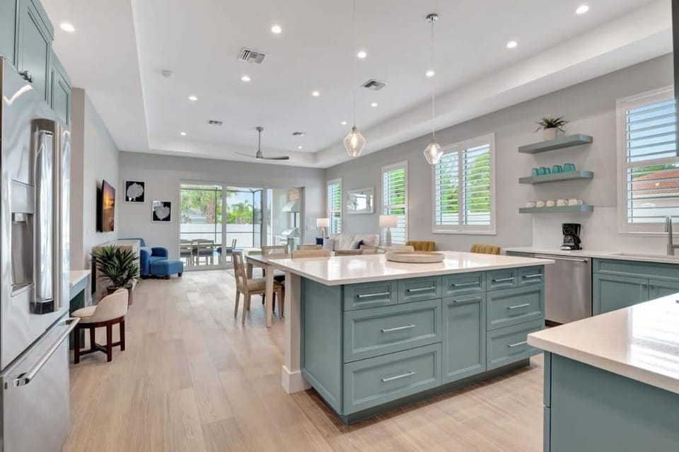 Timeless Sophistication Discover Coastal Chic Living House in Naples Park