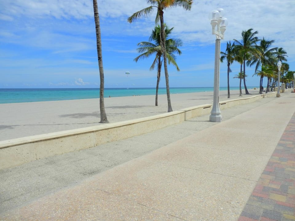 316 Seascape Unit 2 House in Hollywood Beach