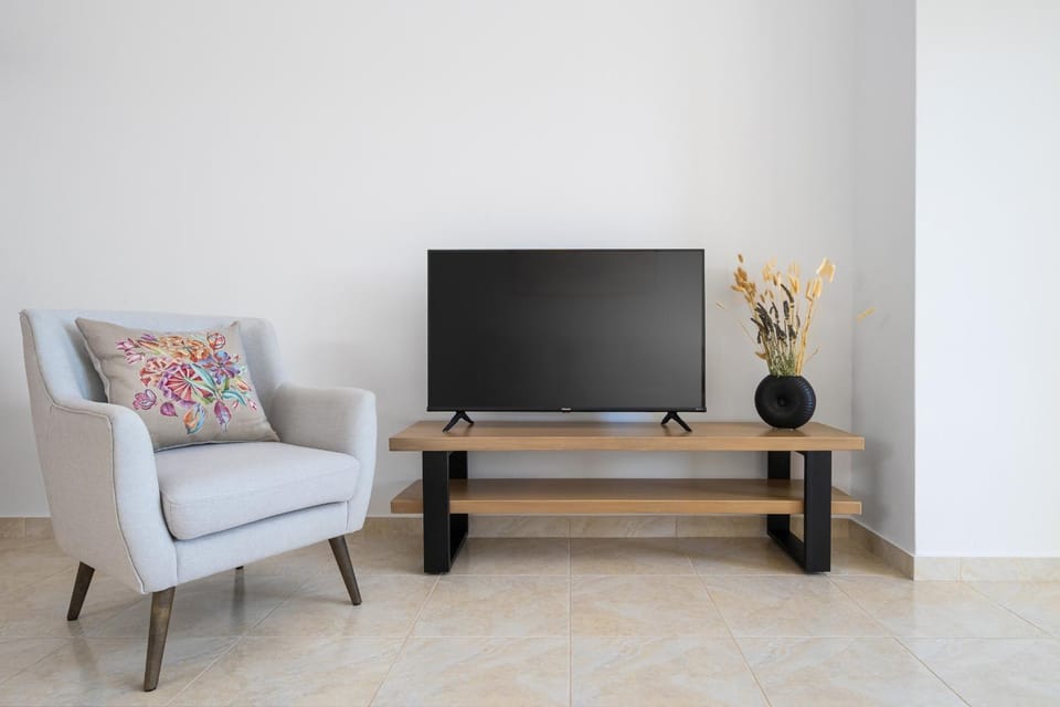 TV and multimedia, Seating area