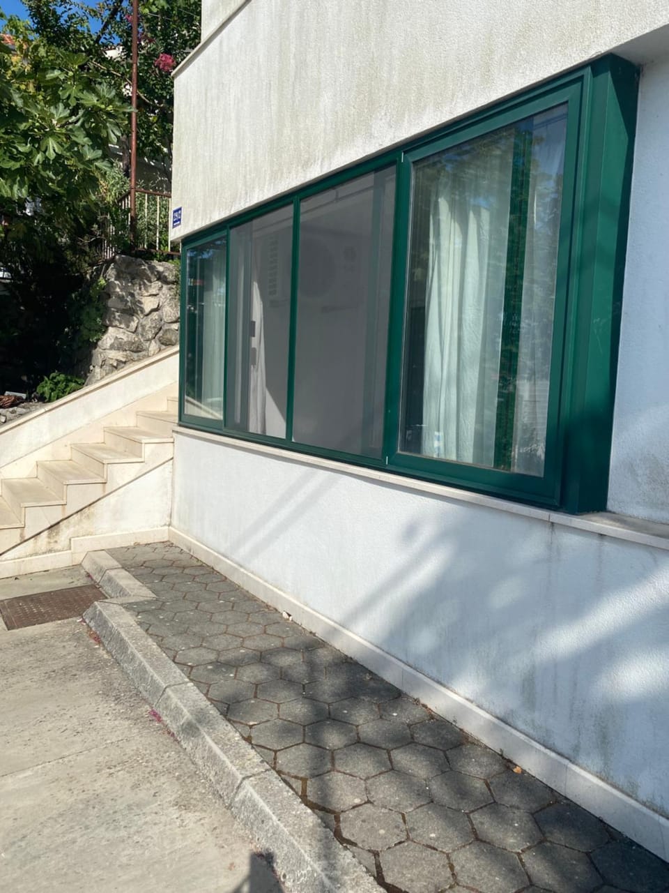 2 bed Comfy Gem: Functional, Ideal Location, Steps to the Beach Apartment in Dubrovnik-Neretva County