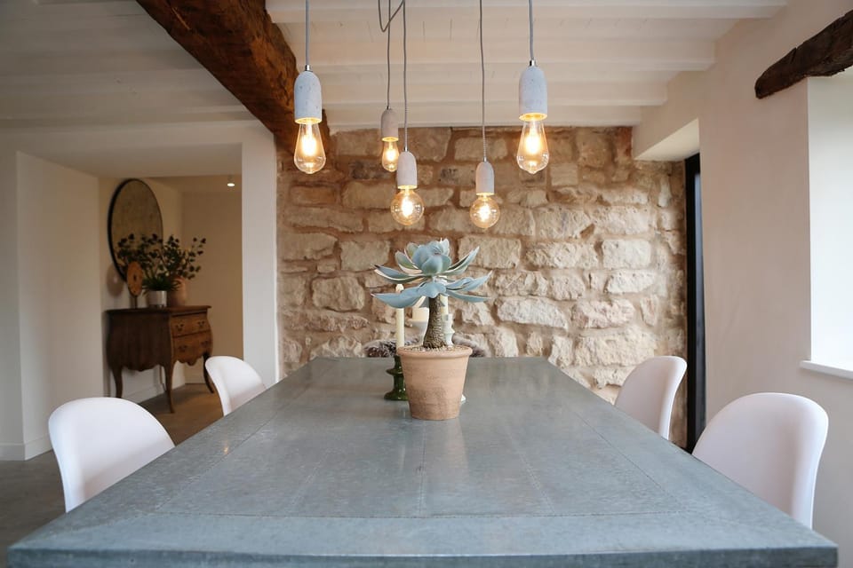 Seating area, Dining area, kitchen