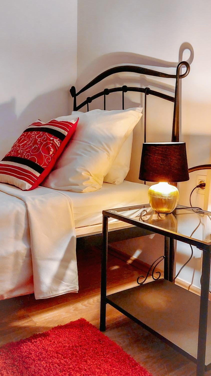 Bed, Photo of the whole room, Bedroom