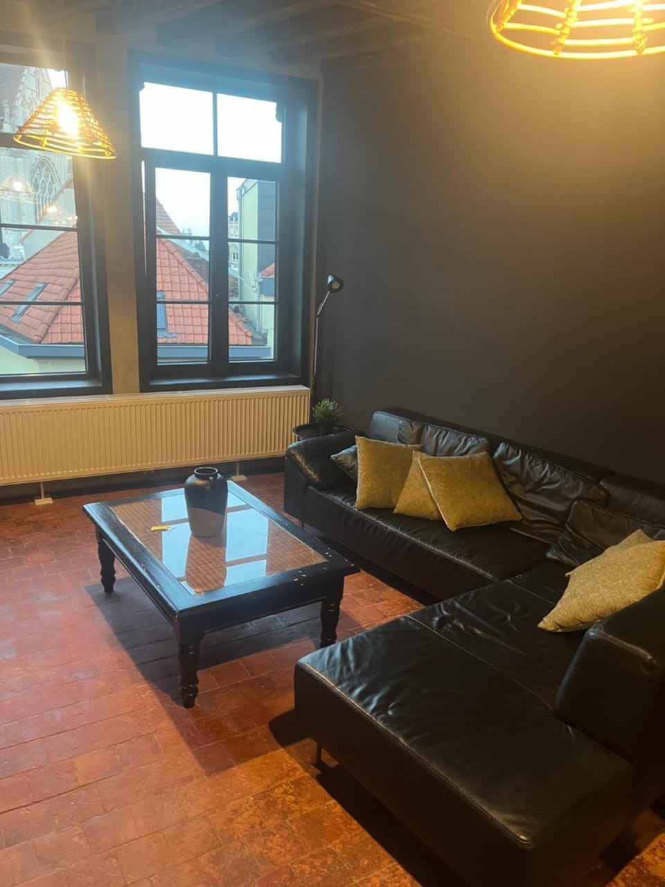 Living room, Seating area