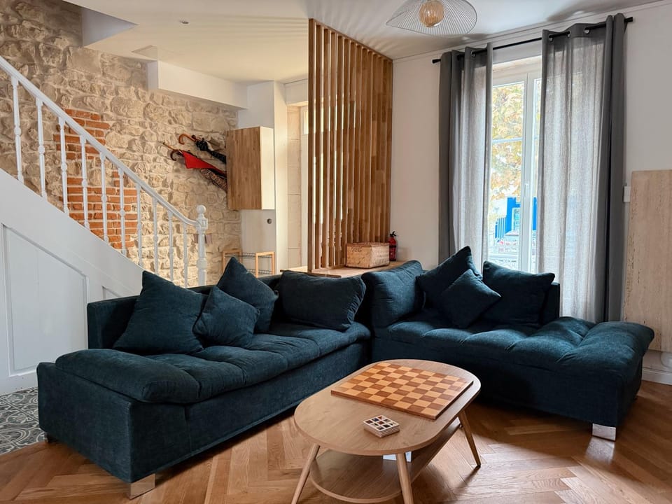 Communal lounge/ TV room, Living room, Lounge or bar, Seating area