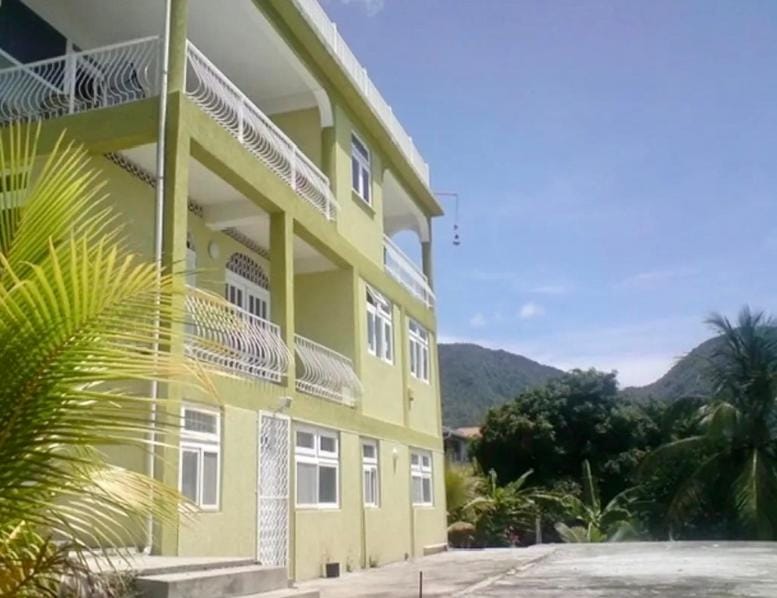 Ocean view Apartment castle comfort Apartment in Dominica
