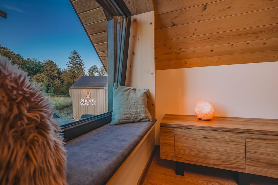 Natural landscape, View (from property/room), Photo of the whole room, Bedroom