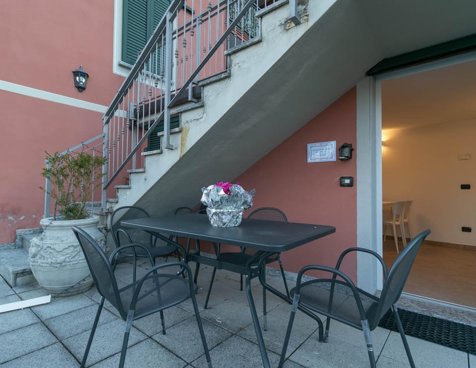 Villa Roberta House in Mandello del Lario