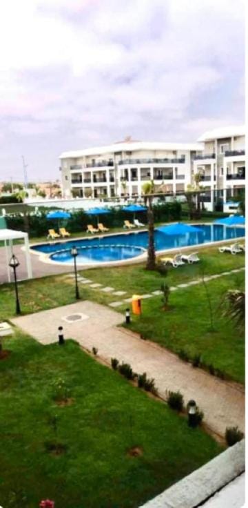 Garden, Swimming pool, Swimming pool