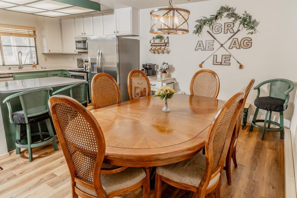 Breath in Fresh Mt Spring Air from a Private Deck with a River & Golf Course View House in Plumas Eureka