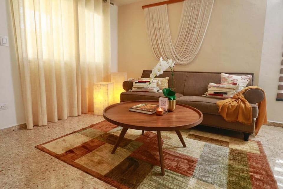 Living room, Photo of the whole room