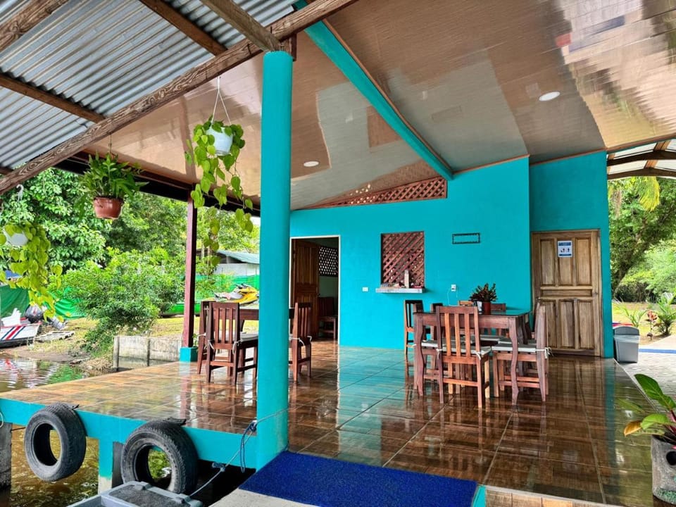 Day, Dining area, Garden view