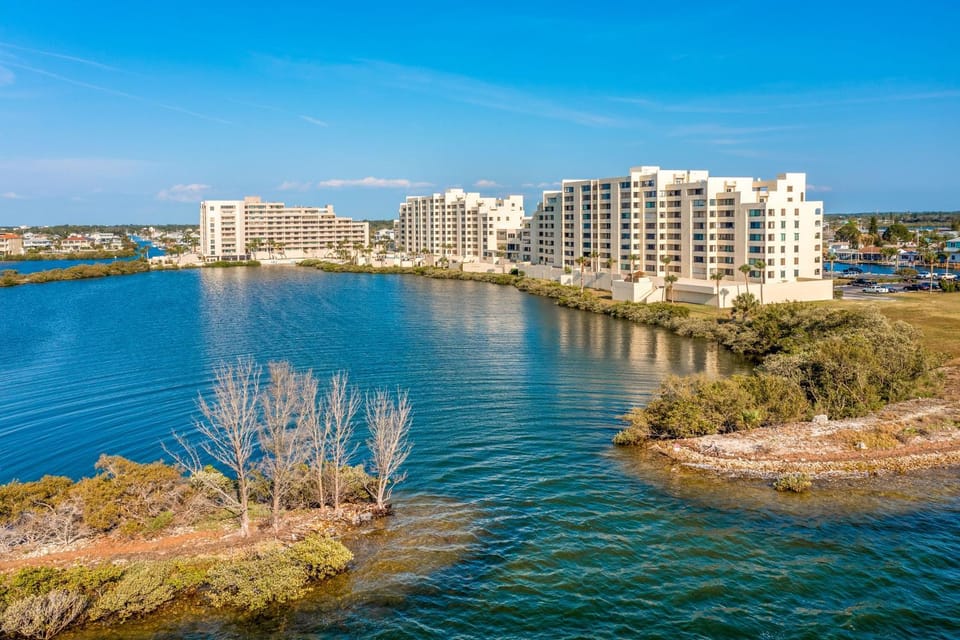 Pool & Beach Access: Waterfront Hudson Condo! House in Hudson