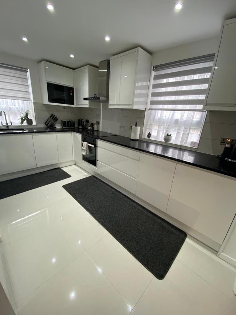 1 Bedroom property in East London Apartment in London