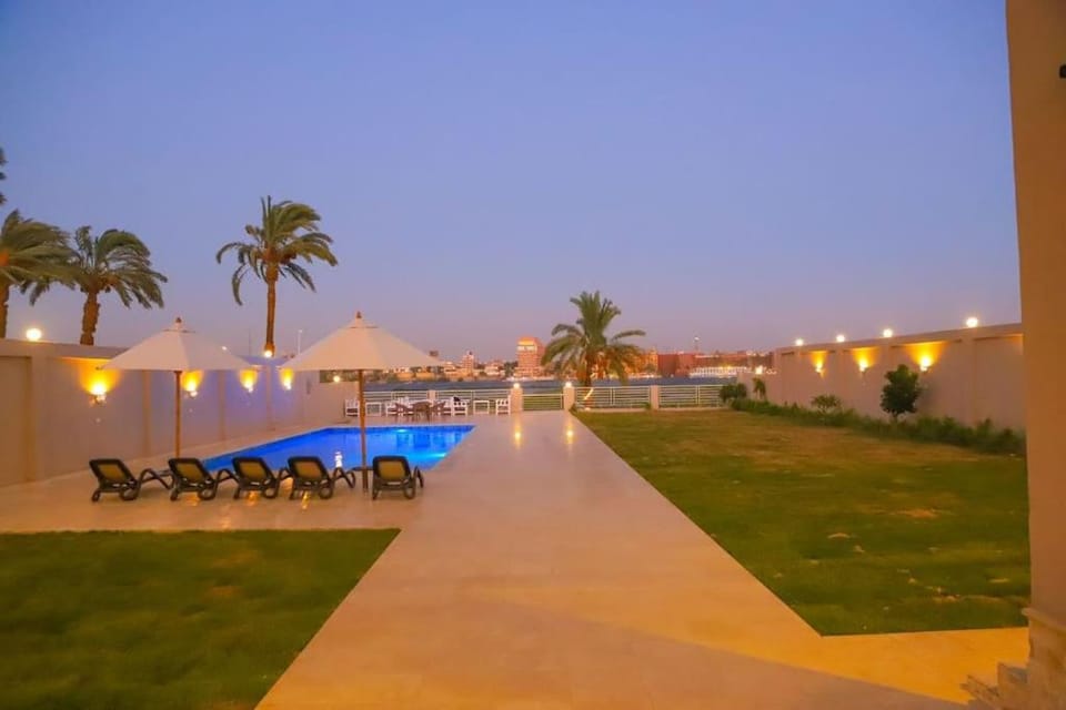 Royal Nile Villas - Luxury Nile View Apartment 2 Apartment in Luxor