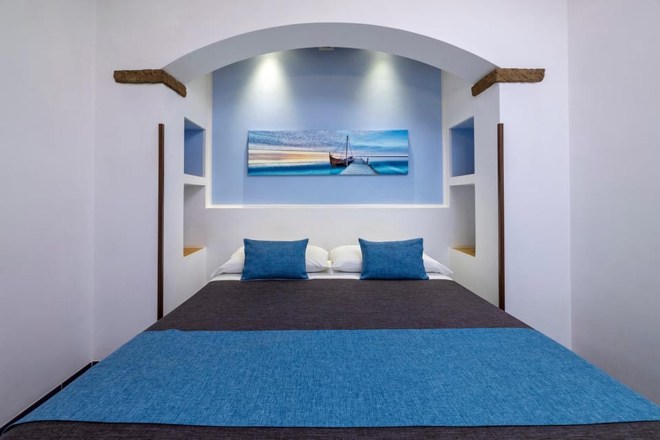Bed, Decorative detail