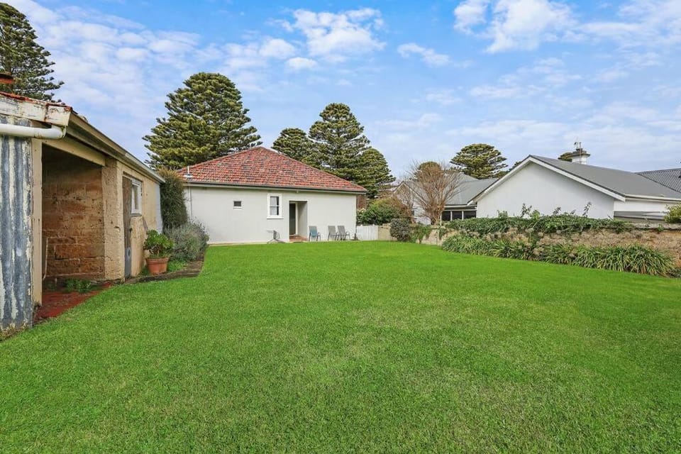 Hello Henna. A home with a large secure yard. House in Warrnambool