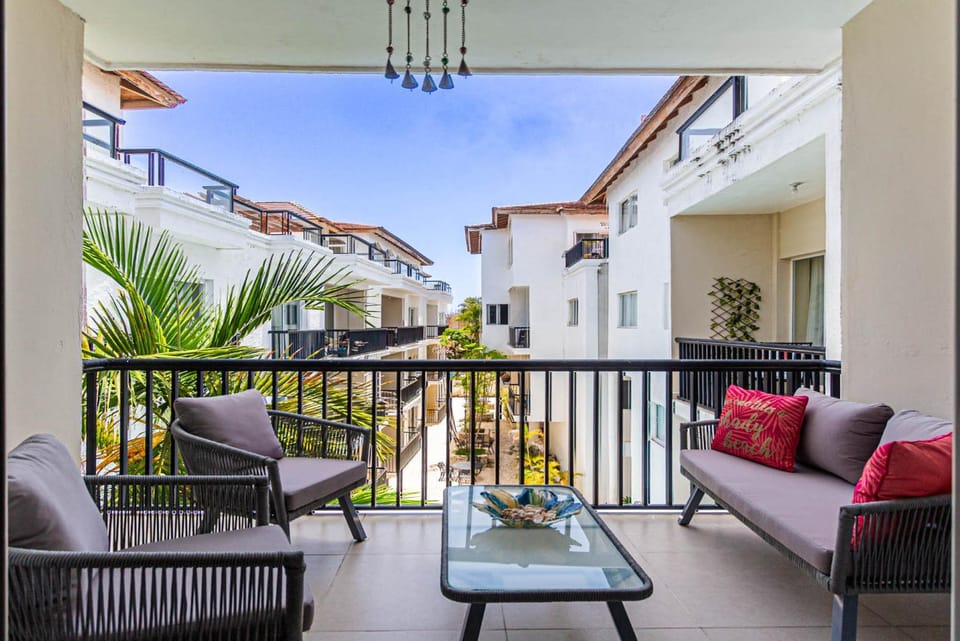 Patio, View (from property/room), Balcony/Terrace