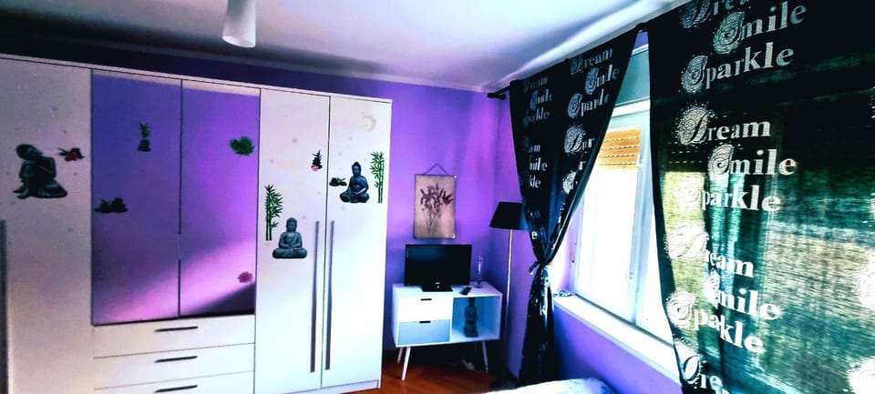 TV and multimedia, Bedroom, wardrobe