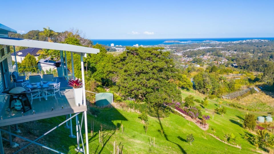 Altitude - Pet-Friendly, Romantic, Accessible House in Coffs Harbour