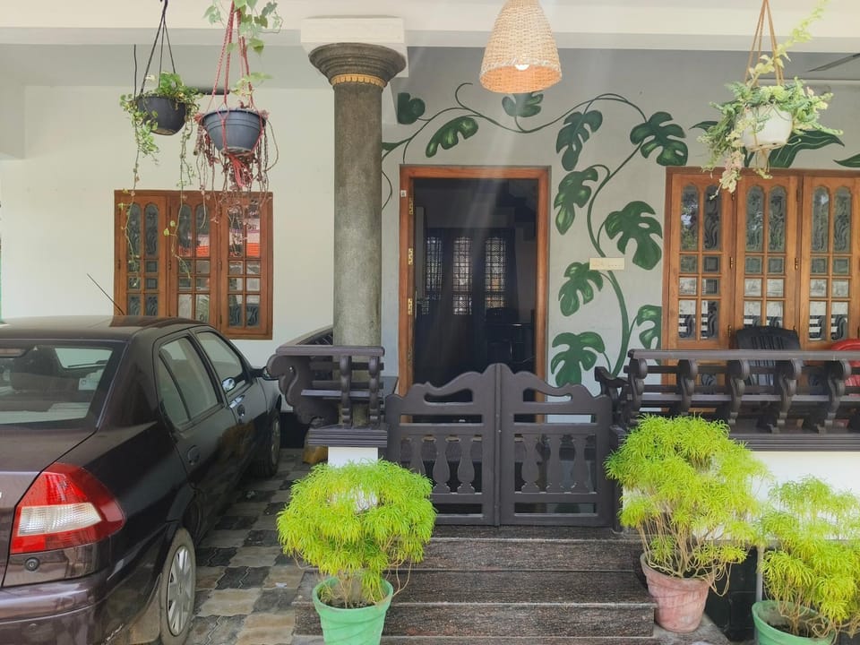 Hermanos Hideaway Vacation rental in Varkala