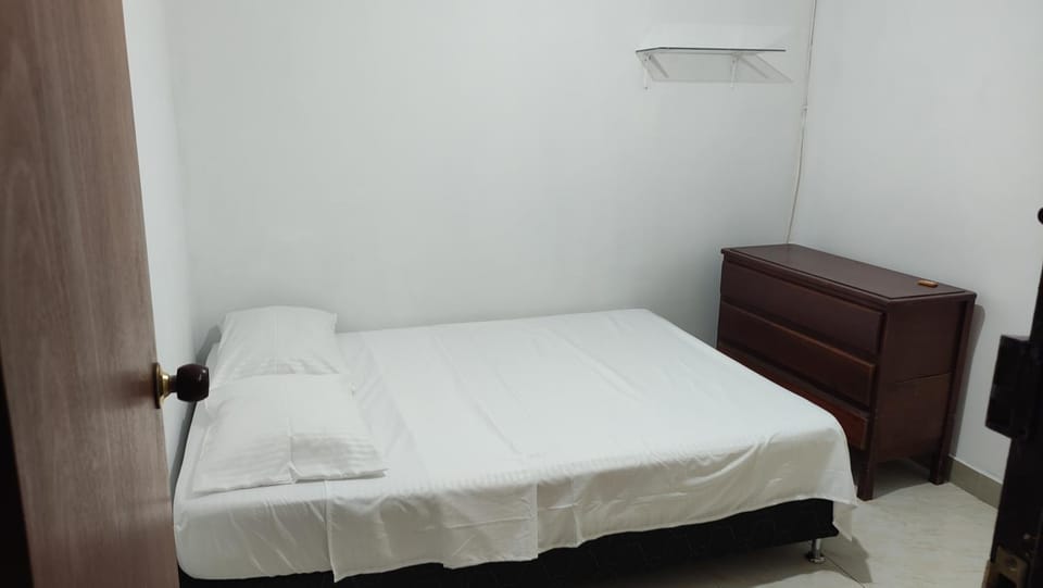 Habitación central con cama doble #2 Vacation rental in Medellin