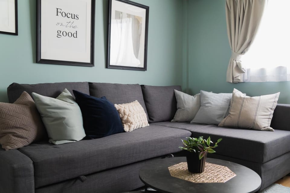 Living room, Seating area