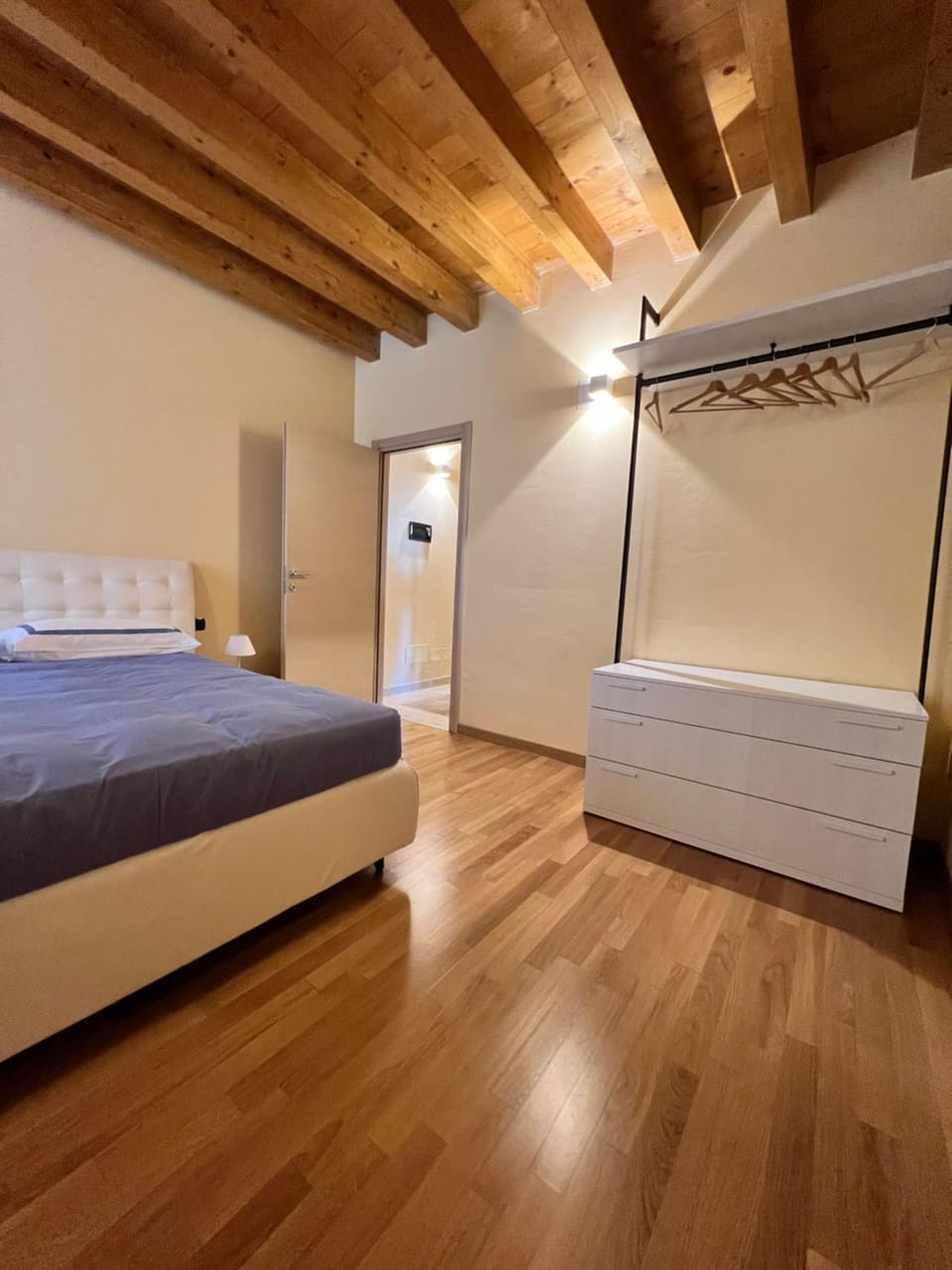 Appartamento del BUFO - appartamento al lago Apartment in Province of Brescia