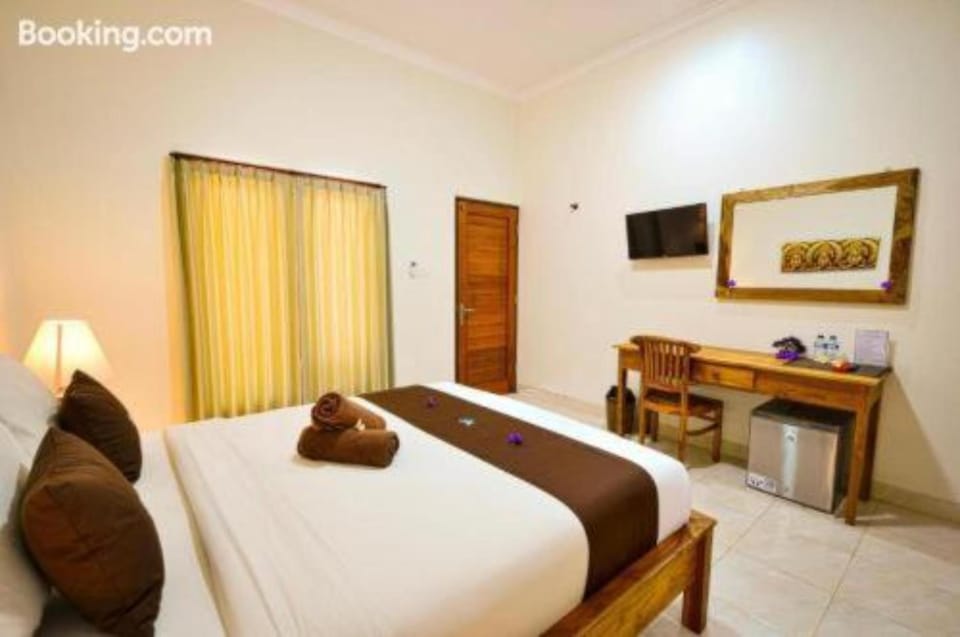 Bed, TV and multimedia, Photo of the whole room, Bedroom, hair dresser