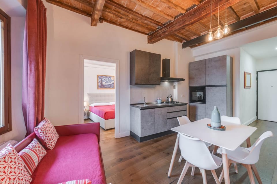 Kitchen or kitchenette, Living room