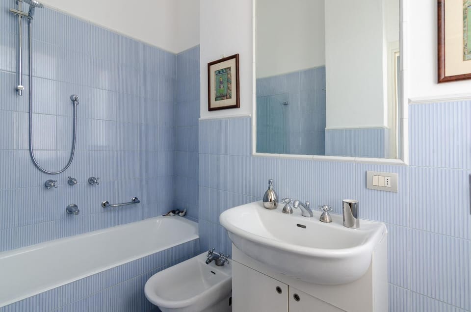 Toilet, Bathroom, Bath