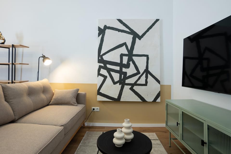 Communal lounge/ TV room, TV and multimedia, Living room, Seating area