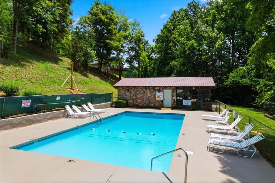1023 English Mtn Condo by Beyond Expectations House in Sevier County