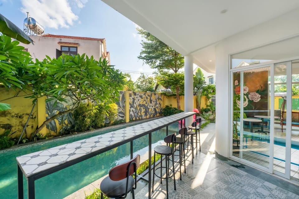 Pool view, Swimming pool