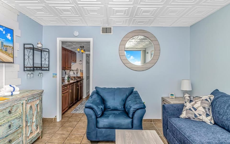 Newly Renovated- Oceanfront 1 Bedroom Suite- Sand Dunes 2726 House in Myrtle Beach