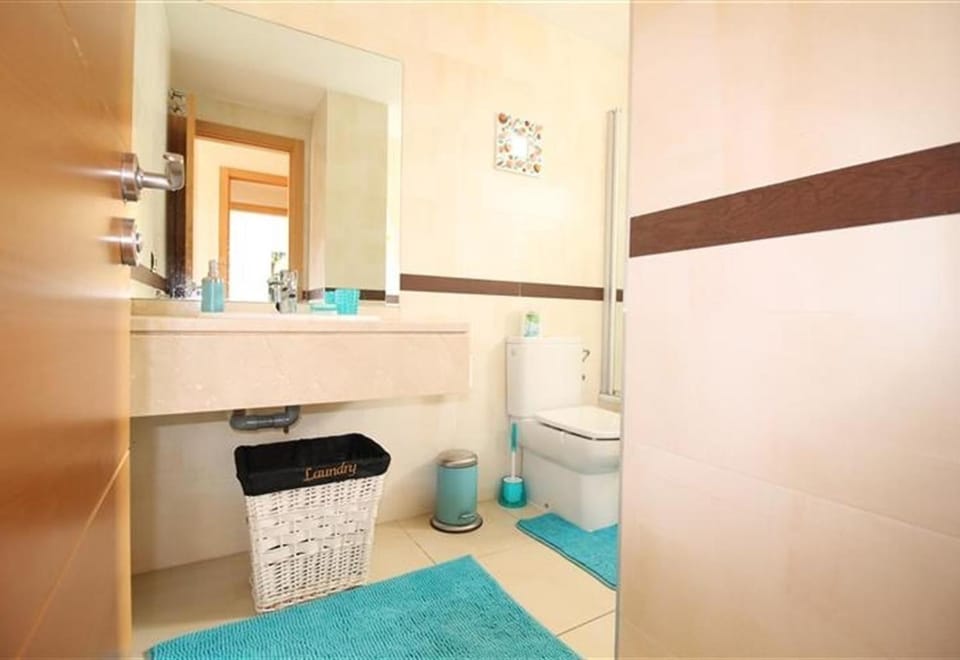 Bathroom, Living room