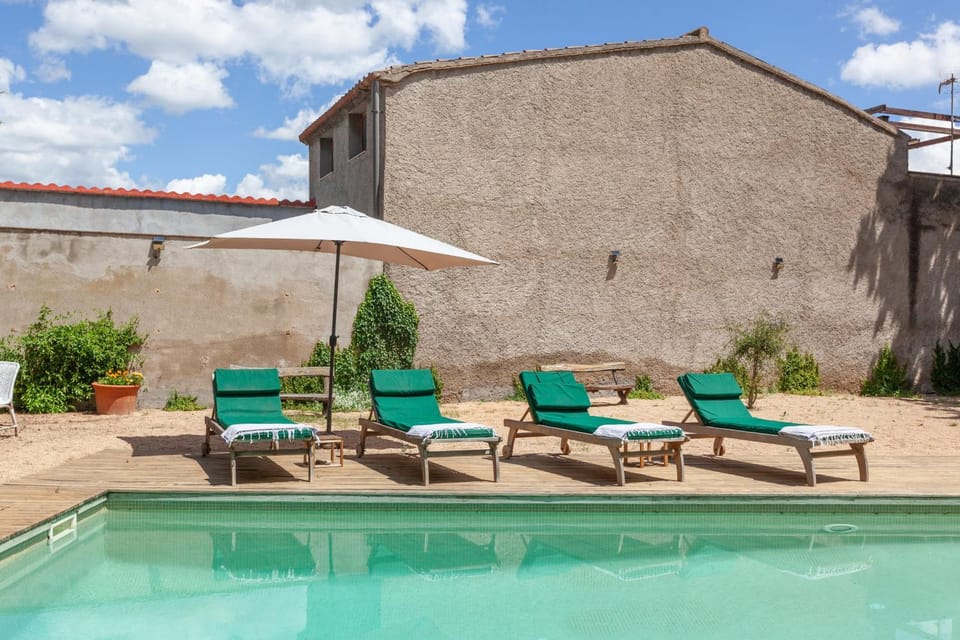 Masia del siglo xvi Villa in Catalonia